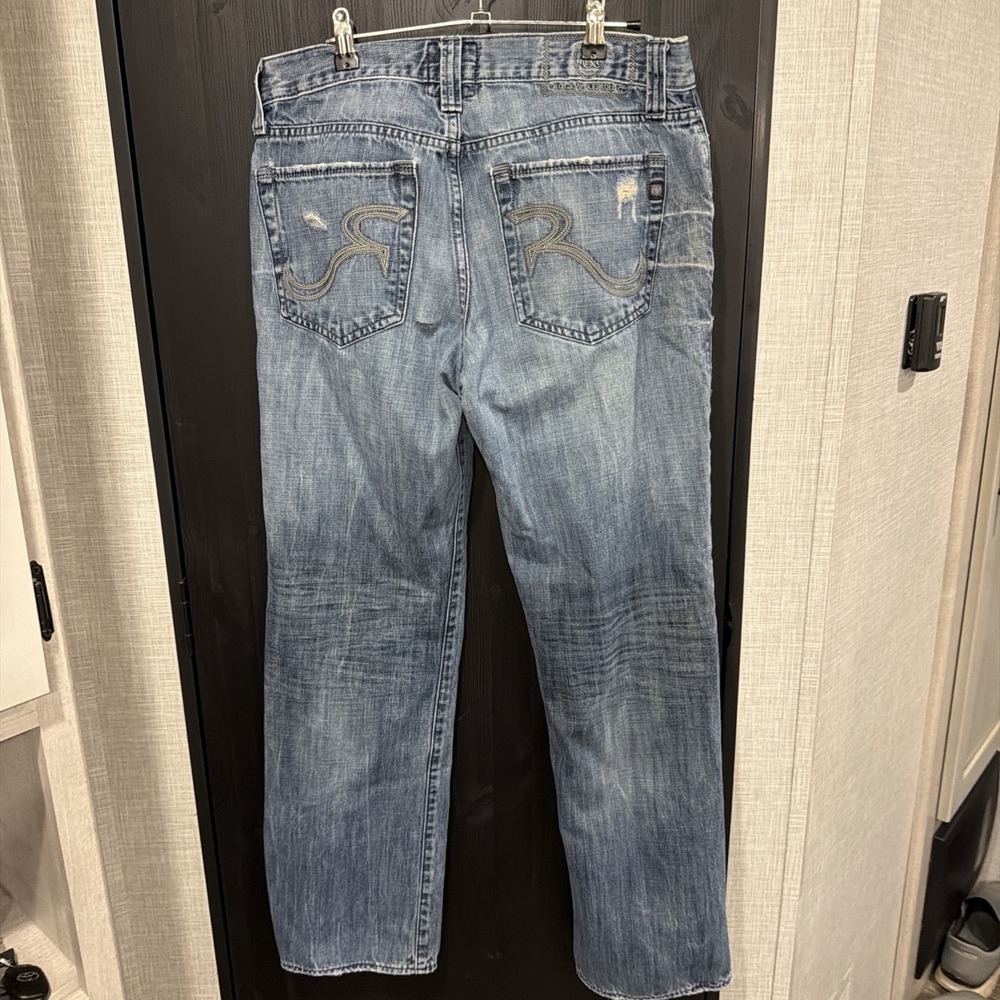 Rock & Republic Bolt Jeans Mens 34x32 Blue Bootcut Embroidered Logo Denim